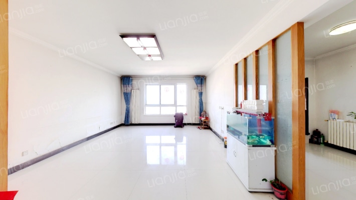 纬五路八号院二手房实景图