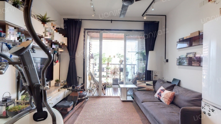 源上湾万融城三期D区二手房实景图