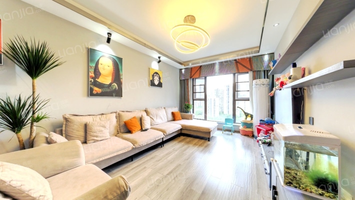 成华奥园广场二期二手房实景图