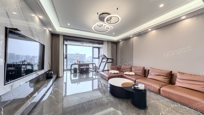 华侨城天鹅堡二手房实景图