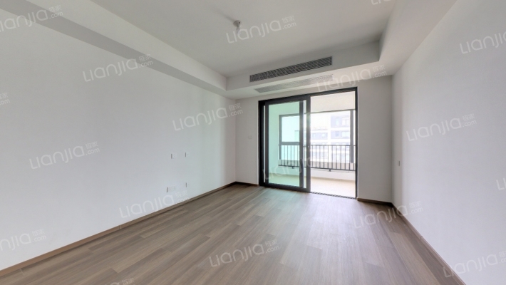 龙湖天璞二手房实景图