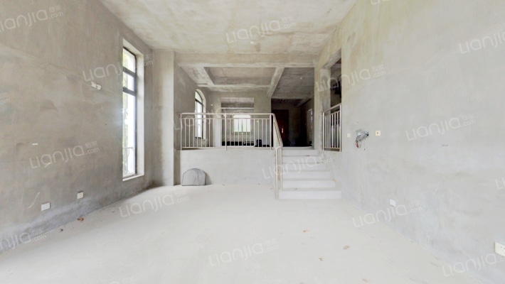 一泓蓝溪二手房实景图