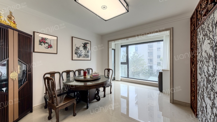 招商马尔贝拉二手房实景图