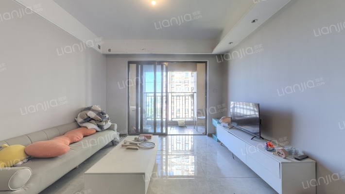 中雅江湾二手房实景图