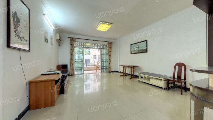 新景豪苑二手房实景图