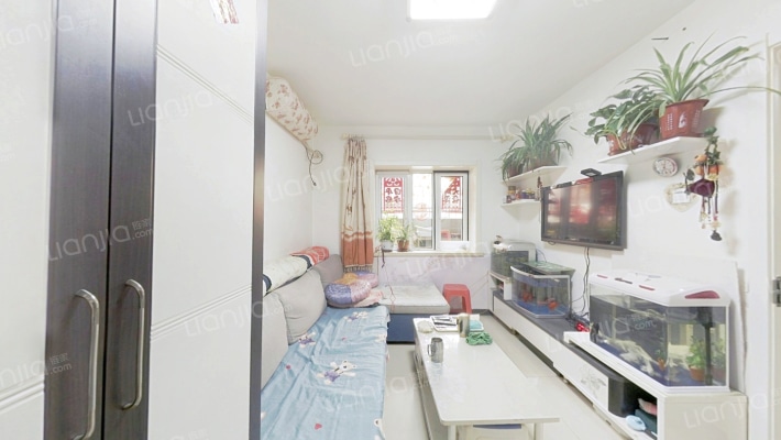 四段大楼二手房实景图