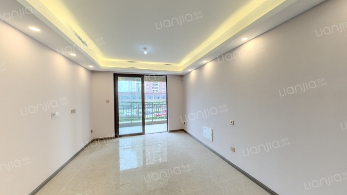 万都铂睿花园二手房实景图