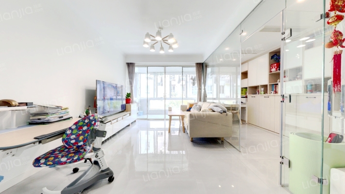 新加花园二手房实景图