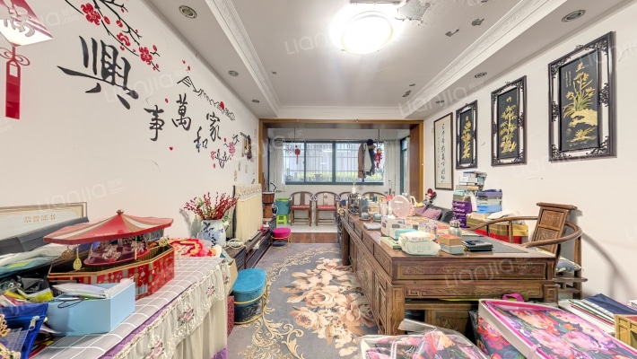 华观商住楼二手房实景图