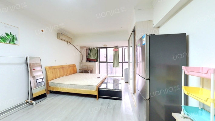 麓谷明珠二手房实景图