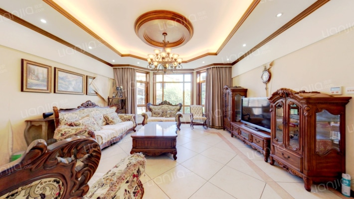 团泊湖庭院二手房实景图