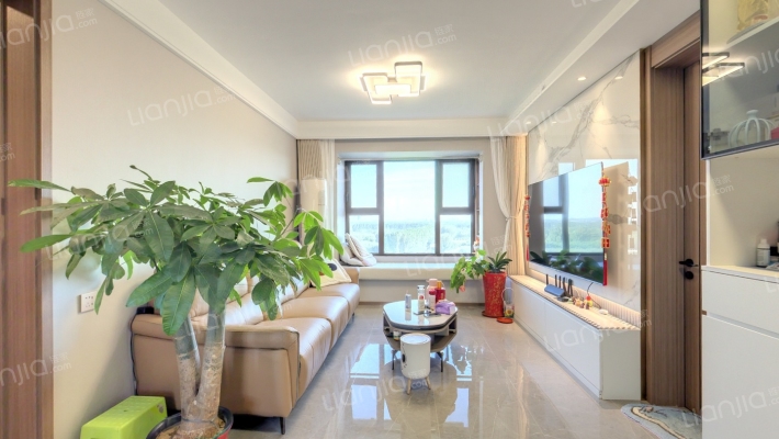 龙湖云河砚二手房实景图