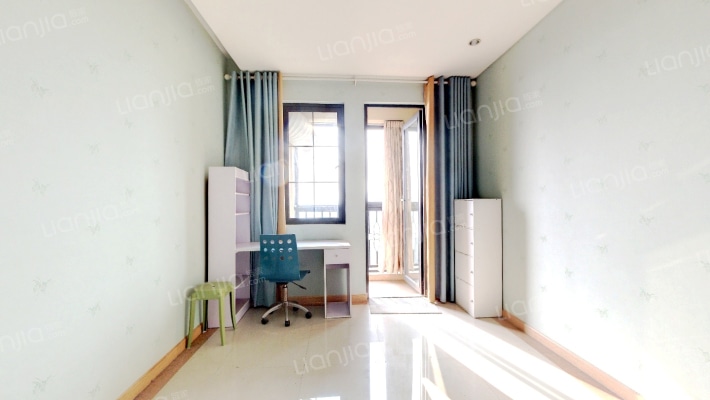 庆隆南山高尔夫国际社区玺馆二手房实景图