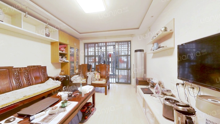 花开四季二手房实景图