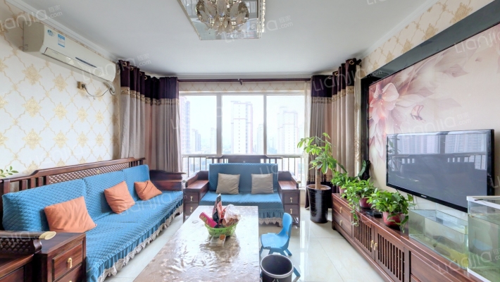 现代城二手房实景图