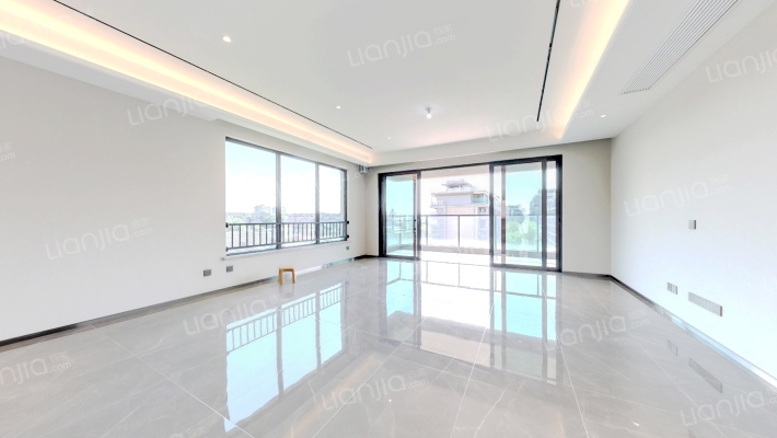 信达麓湖左岸二手房实景图