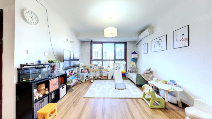 华业东方玫瑰B区二手房实景图