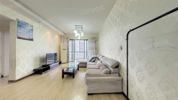 云满庭C区二手房实景图