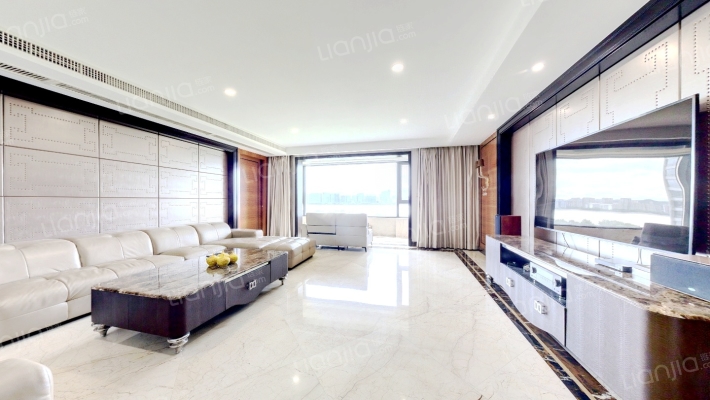 寰宇天下D区二手房实景图