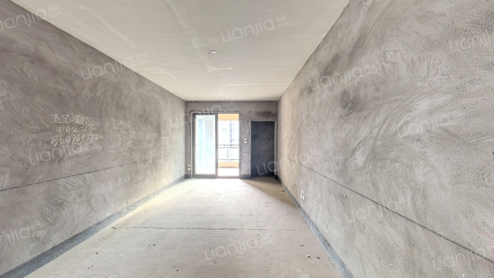 新鸥鹏教育城一期二手房实景图