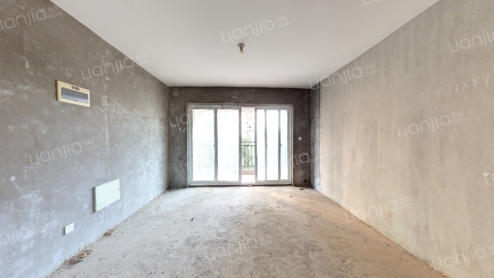 鑫天格林香山二手房实景图