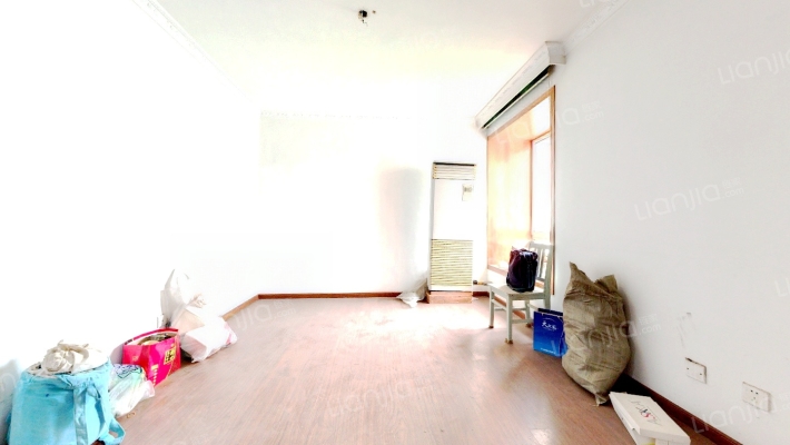 天和苑东区二手房实景图