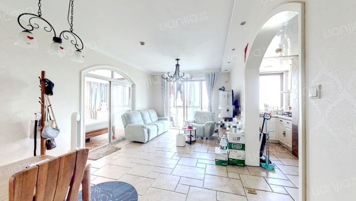 山海天家园二手房实景图