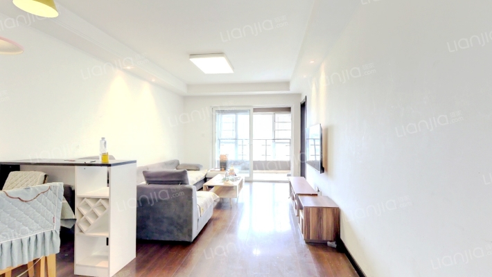 万科理想城一期二手房实景图