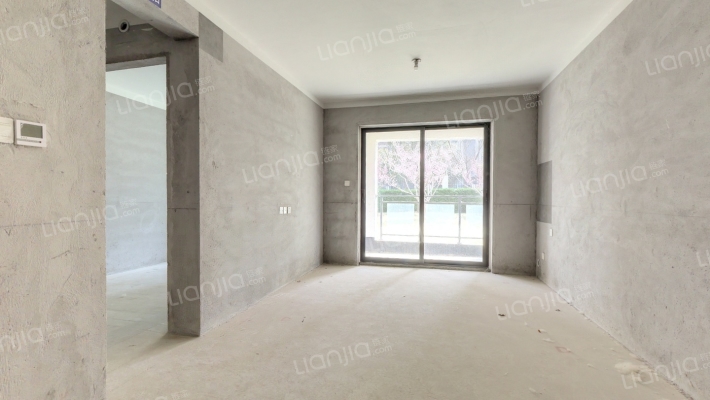 正弘汀兰苑二手房实景图