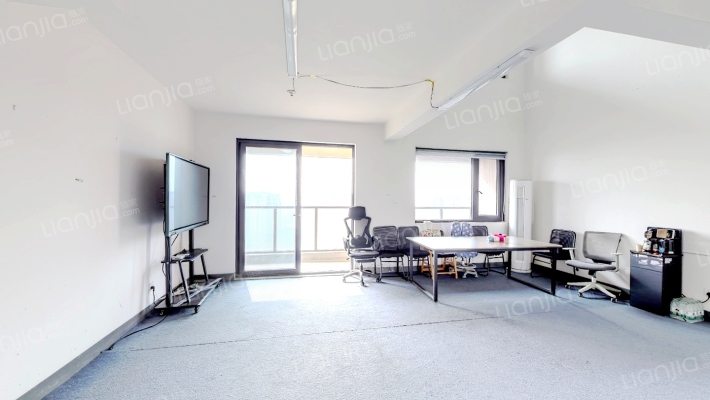 德信大江源著二手房实景图