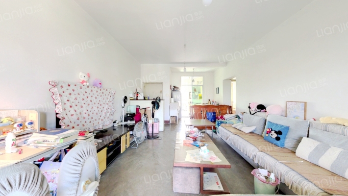 新秀花园二手房实景图