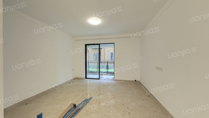 松湖溪岸二手房实景图