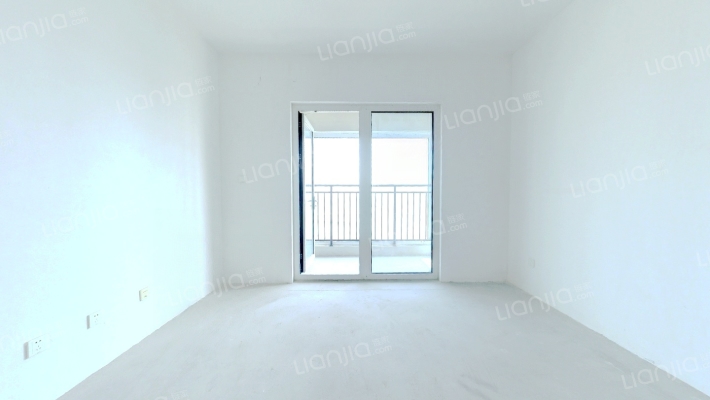 海信依云小镇莱茵二手房实景图