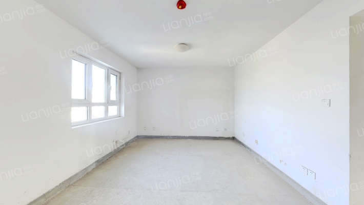 丹穗龙山金谷二手房实景图