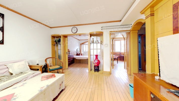 青岛山公寓二手房实景图