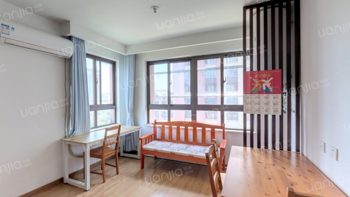 文一名门学府里二手房实景图