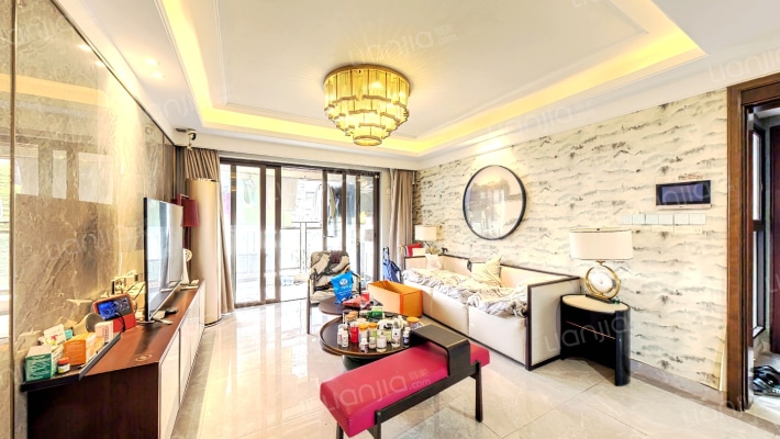 美的桂畔君兰二手房实景图