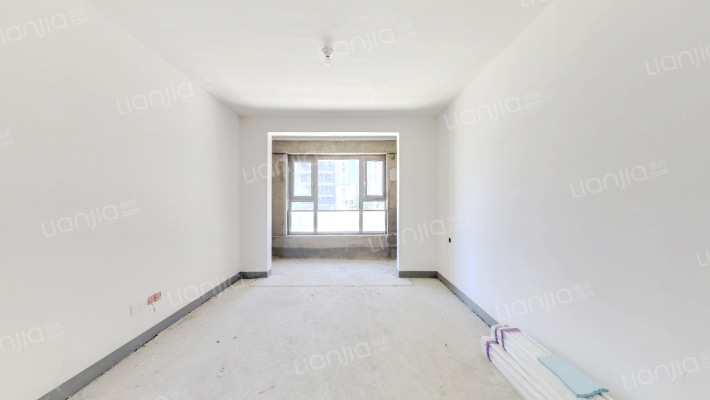 融创时代中心臻和园二手房实景图