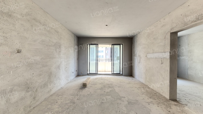 和泓融成府二手房实景图