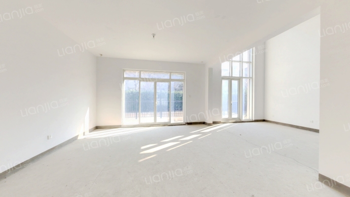 龙湖滟澜海岸二手房实景图