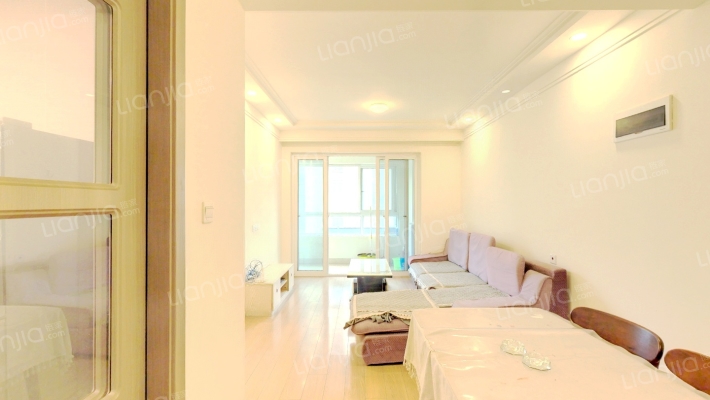 柏仕公园二手房实景图