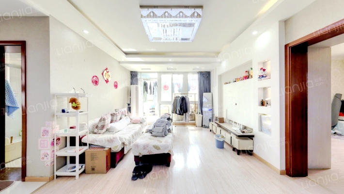 鸿裕华庭二手房实景图