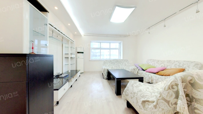 郑州电器装备总厂家属院二手房实景图