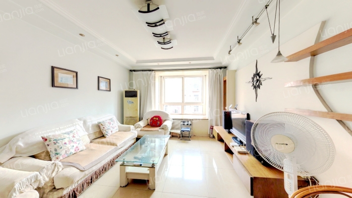 天山花园二手房实景图