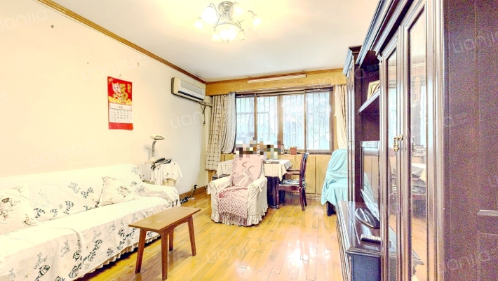 文艺大楼二手房实景图