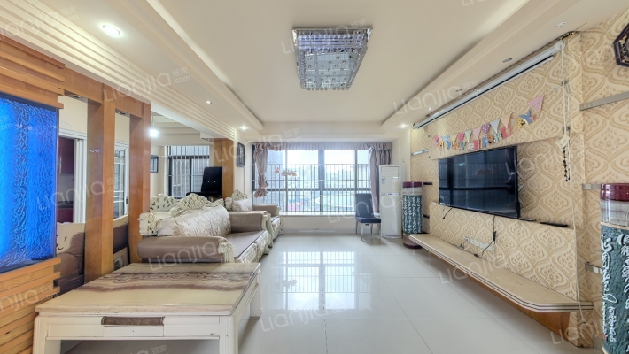 城市风景二手房实景图