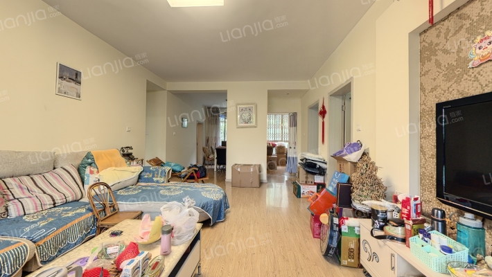 恒成花园二手房实景图