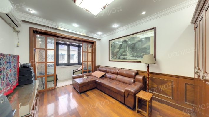 龙山小区二手房实景图