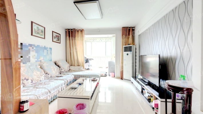 龙泽华府北区二手房实景图