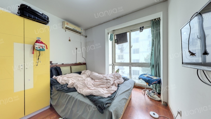 时尚PARTY二手房实景图